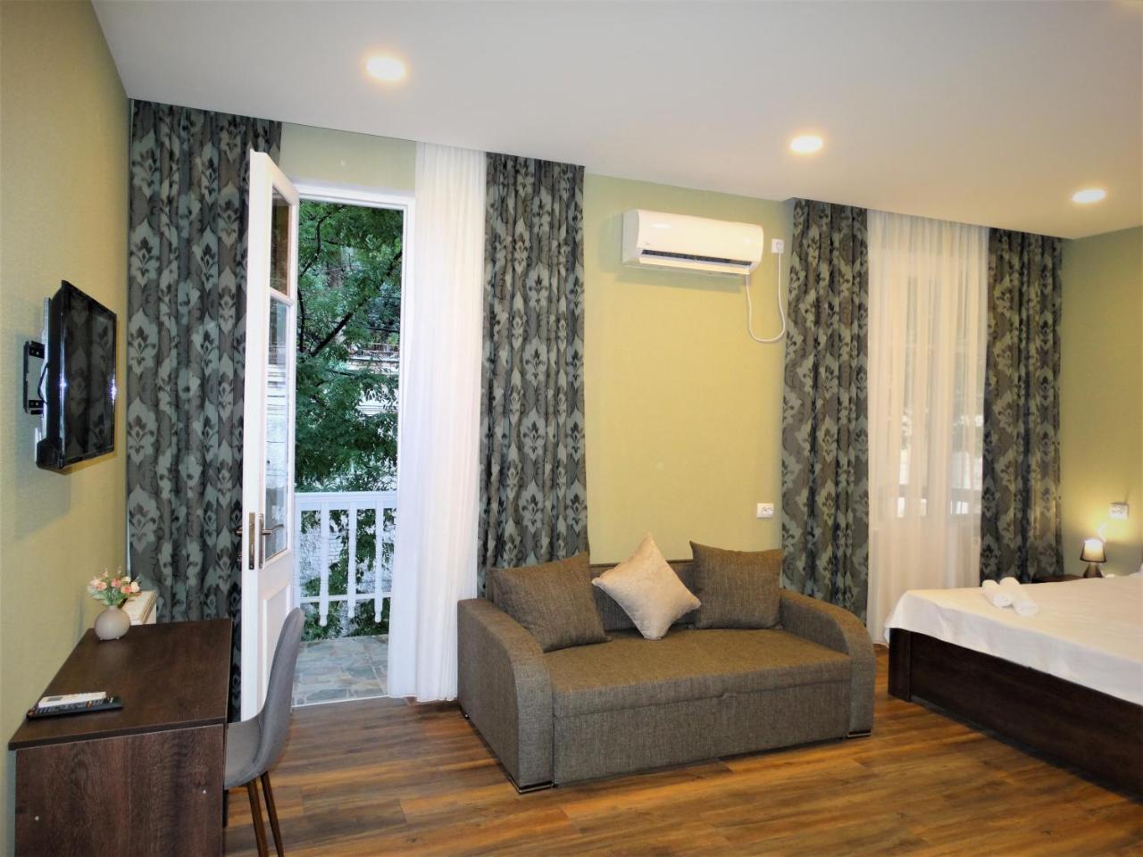 Hotel Boutique Iveria Tbilissi Extérieur photo