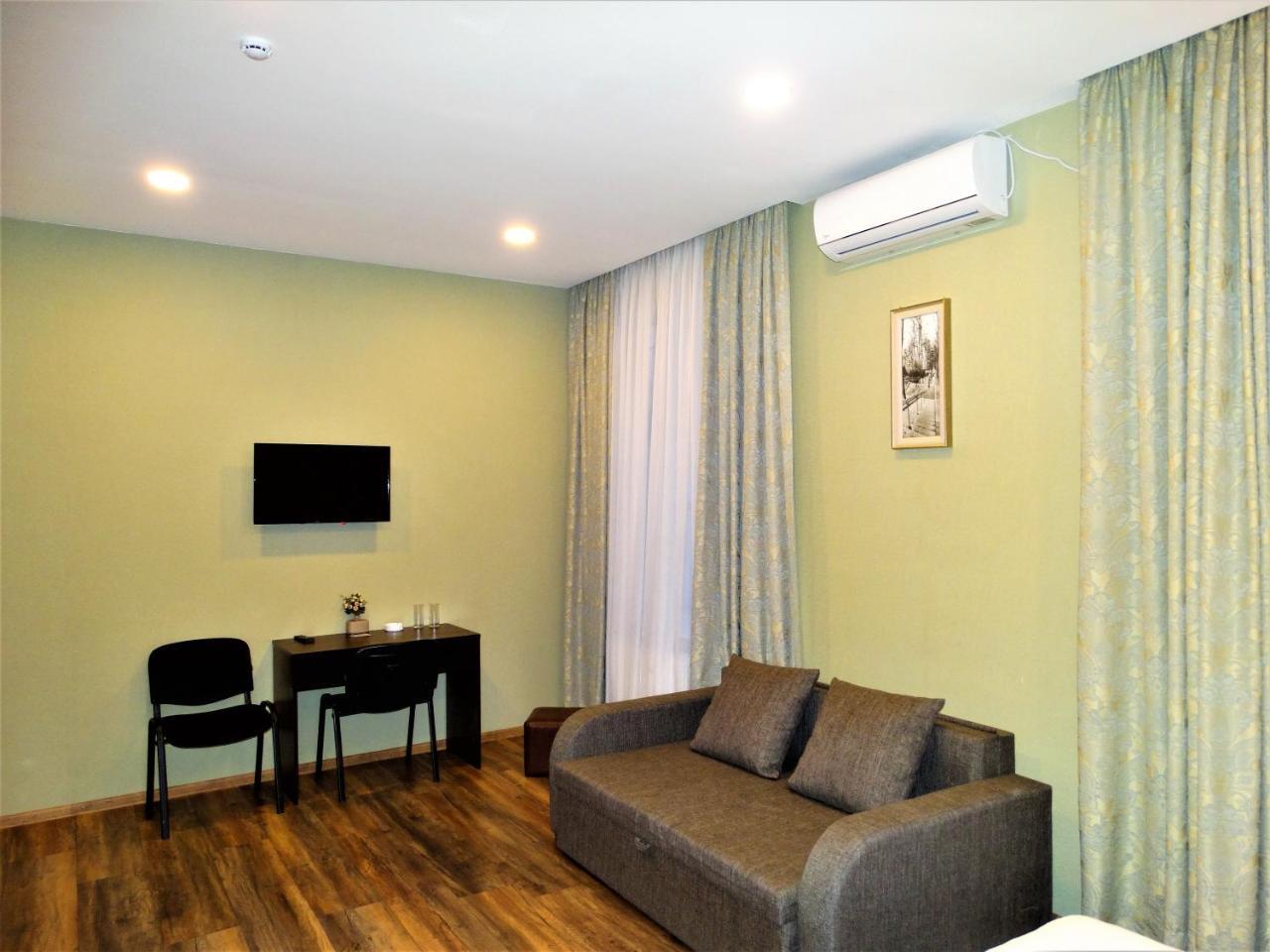 Hotel Boutique Iveria Tbilissi Extérieur photo